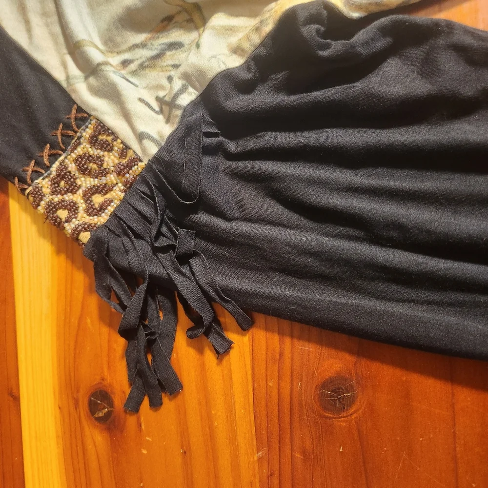 Double D Ranch Wild West Graphic Tunic - Black and Cream - Picture 4 of 8